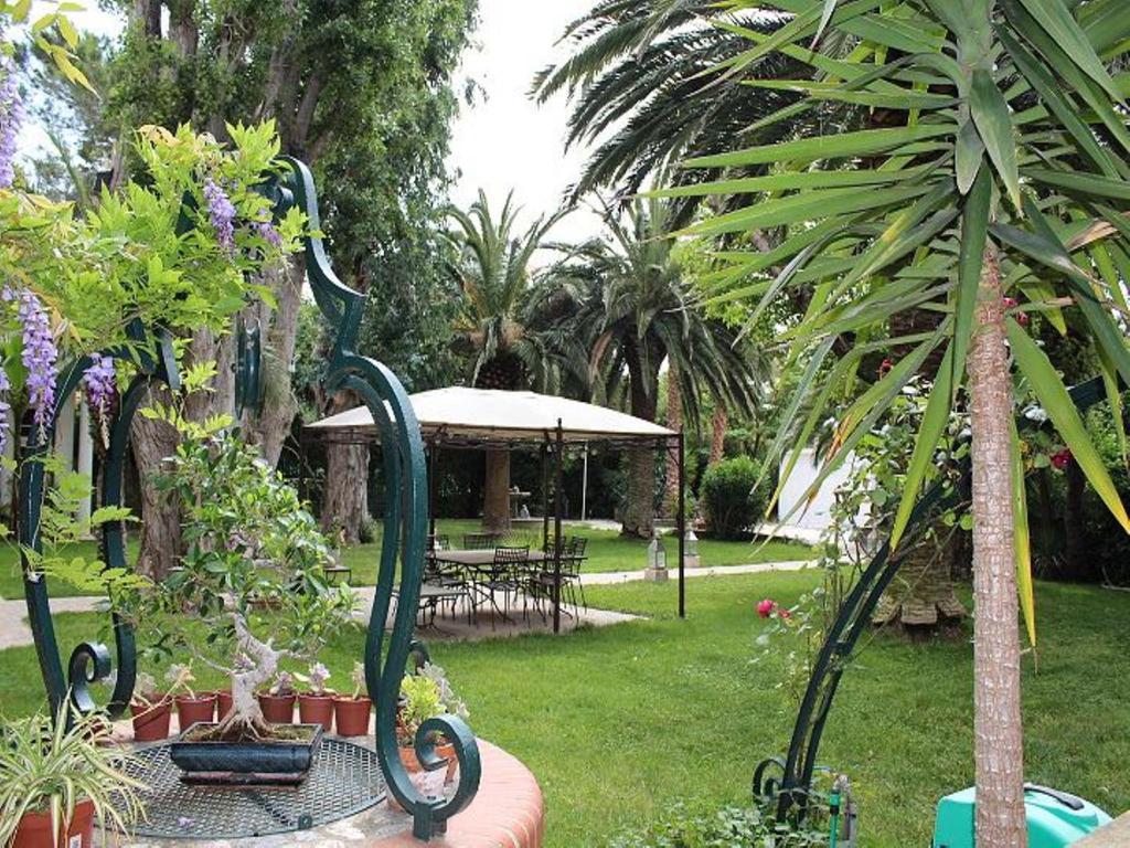 Domaine Saint Nicolas Bed and Breakfast Perpiñán Exterior foto