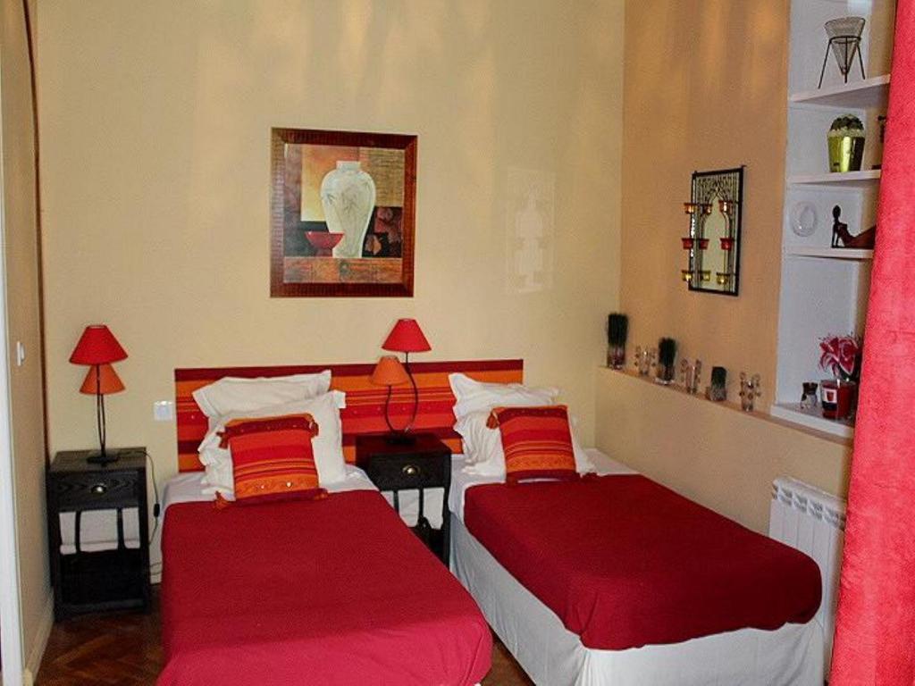 Domaine Saint Nicolas Bed and Breakfast Perpiñán Habitación foto